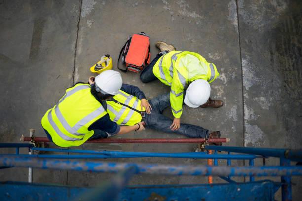 Session de formation SST sur un chantier Financer ses formations avec Constructys comme ces salariés du BTP pour la formation SST